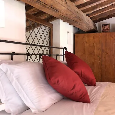 Serragli 16 Appartamento