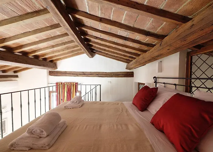 Apartament Serragli 16 *
