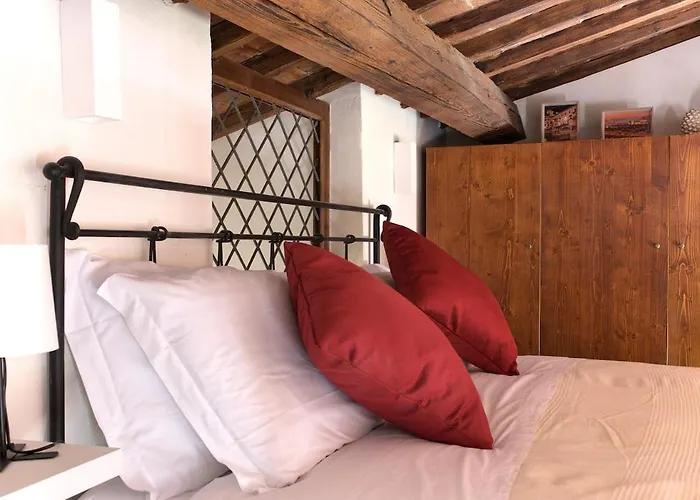 Serragli 16 Apartament